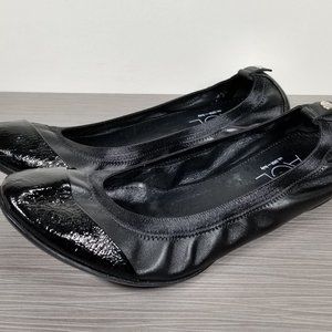 Attilio Giusti Leombruni Elasticized Topline Ballet Flat, Black Leather,  9 / 39